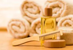 Metode de aplicare a uleiurilor în păr. Cum se efectuează cele mai bune tratamente de păr?