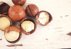 Ulei de macadamia pentru păr & piele sănătoase - elimină natural radicalii liberi