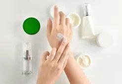 Cum să aveți grijă de mâini? Manichiura cu ulei la domiciliu, tratamente și înmuiere naturală